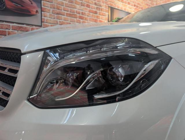 Mercedes Benz Gls image 2