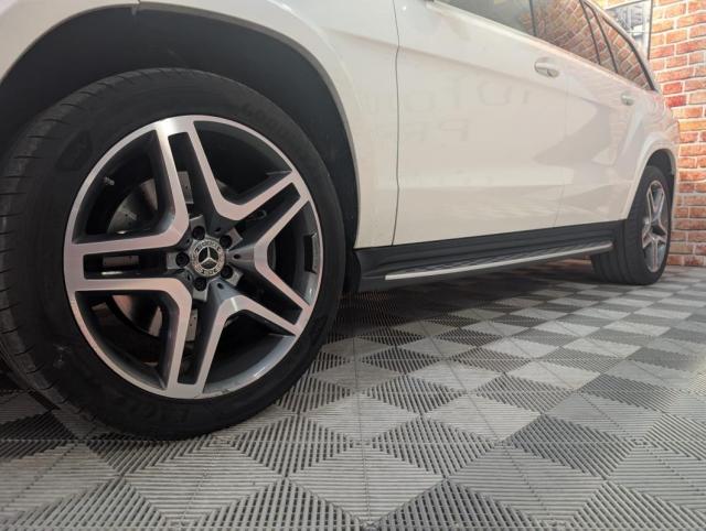 Mercedes Benz Gls image 5
