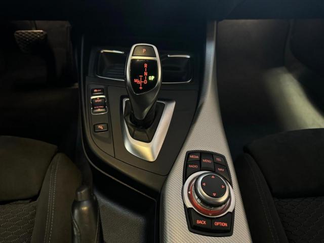 Bmw Serie 2 image 1