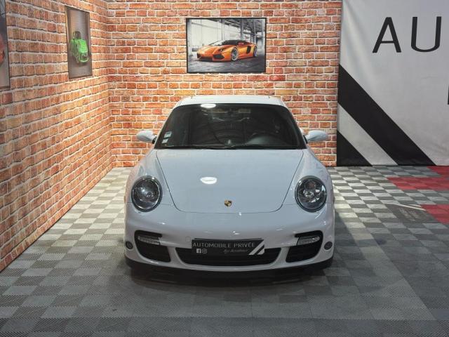 Porsche 911 image 1