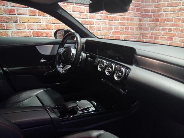 Mercedes Benz Cla image 1