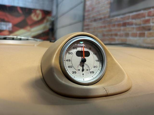 Porsche 911 image 1