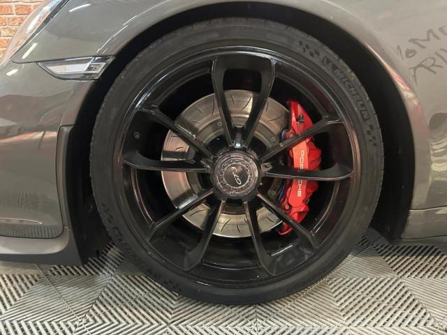 Porsche 911 image 7