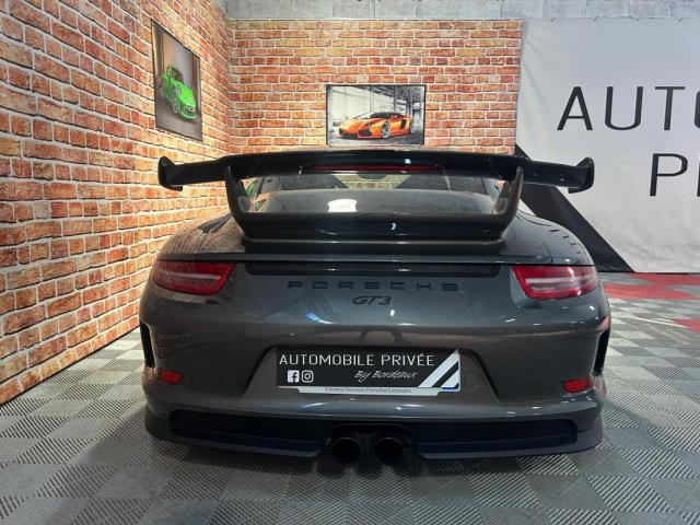 Porsche 911 image 2