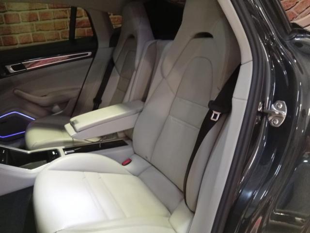 Porsche Panamera image 6