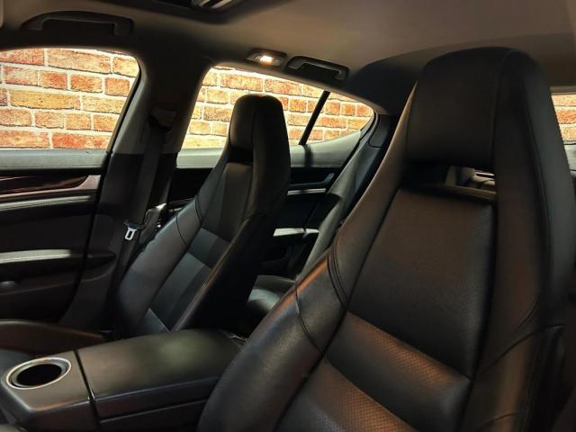 Porsche Panamera image 7