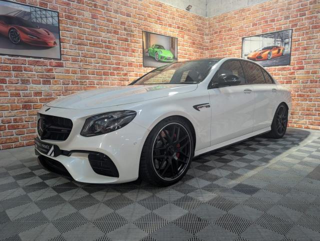 Mercedes Benz