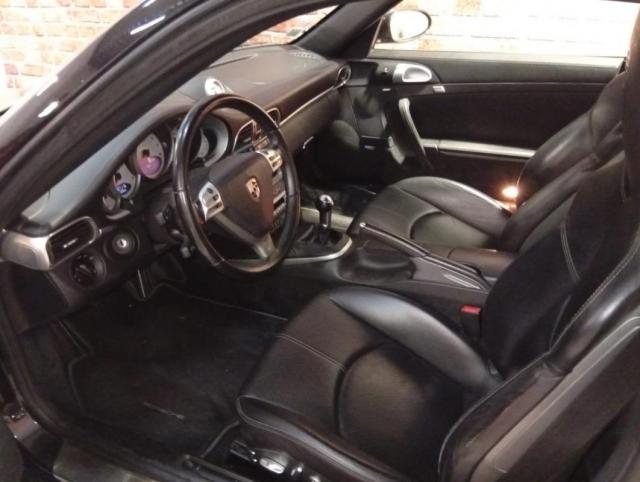 Porsche 911 image 6