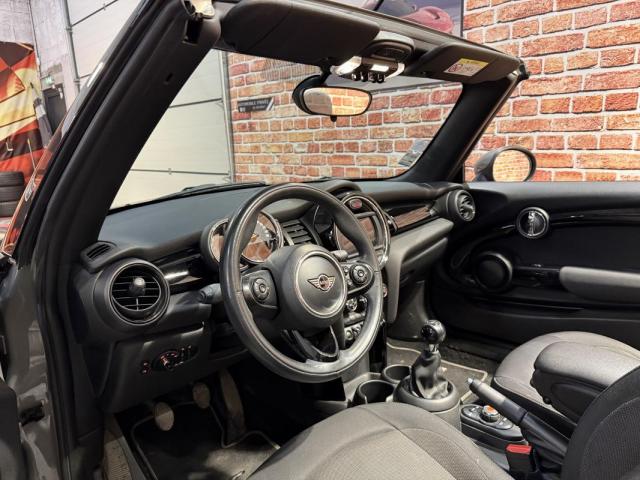 Mini Cooper image 2