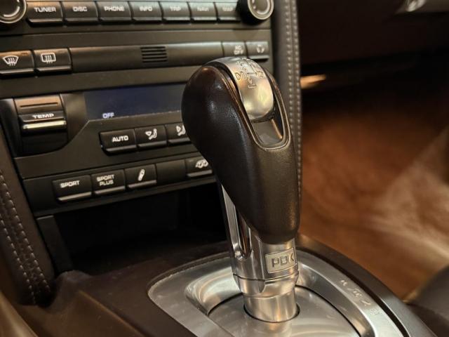 Porsche 911 image 8