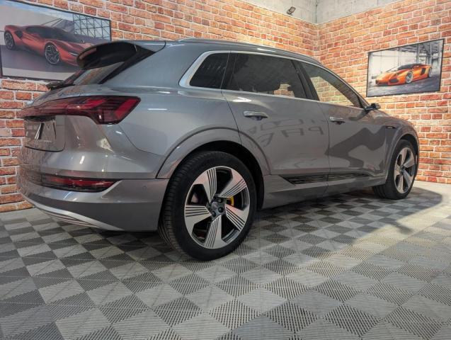 Audi E-Tron image 7