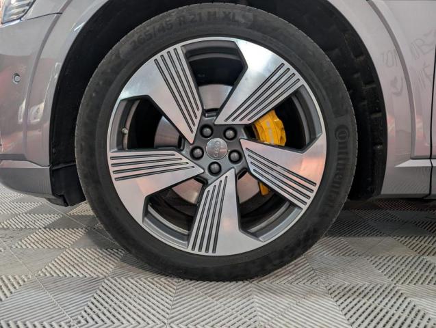 Audi E-Tron image 3