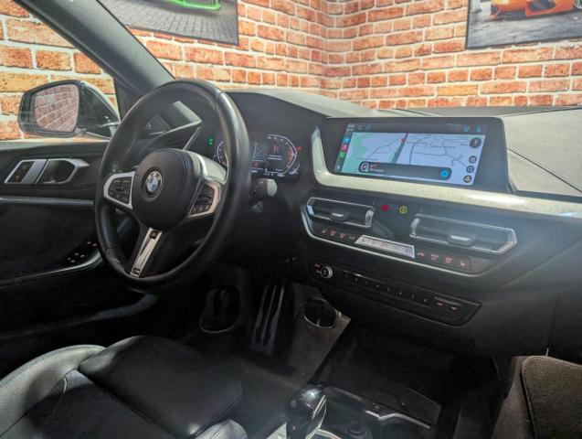Bmw 218 image 1