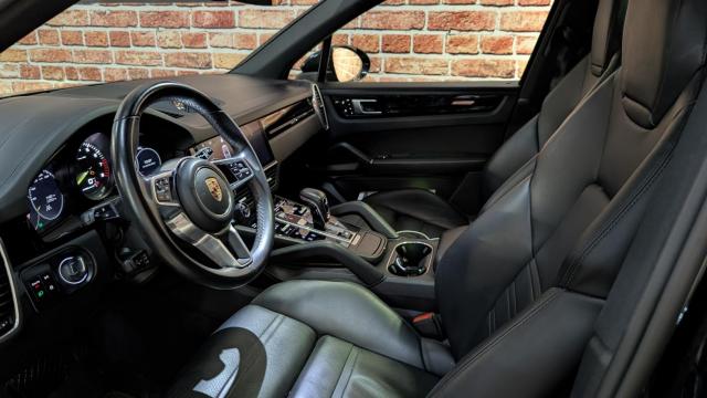 Porsche Cayenne image 6