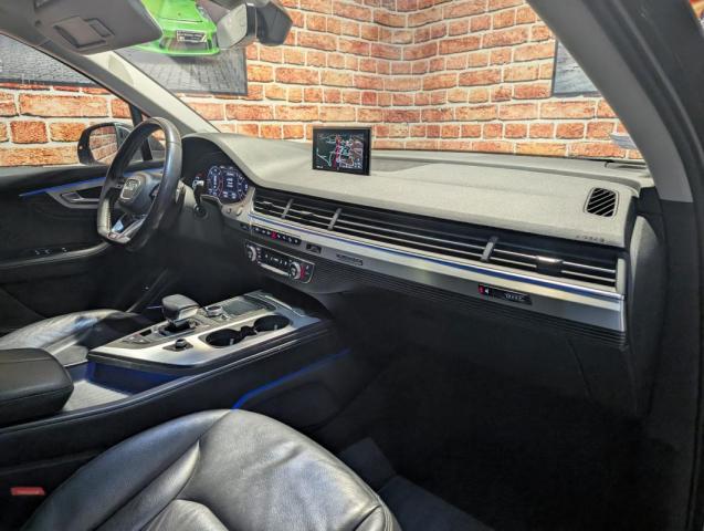 Audi Q7 image 9