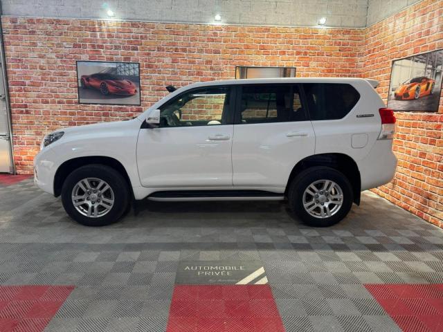 Toyota Land Cruiser image 5