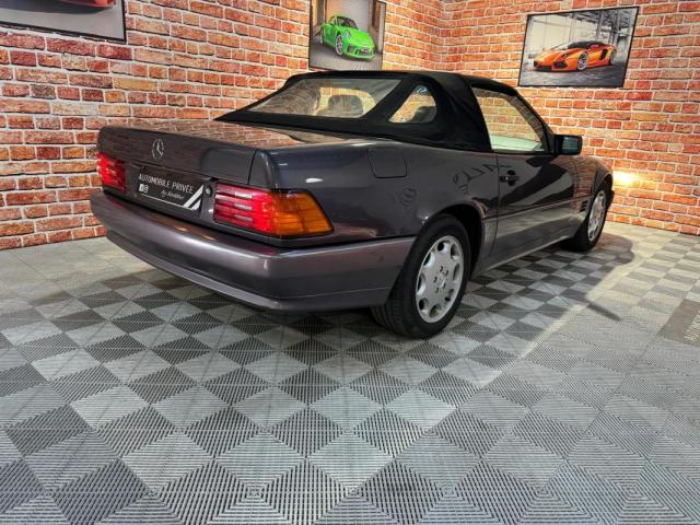Mercedes Benz Sl 300 image 7