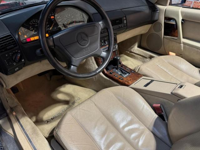 Mercedes Benz Sl 300 image 1