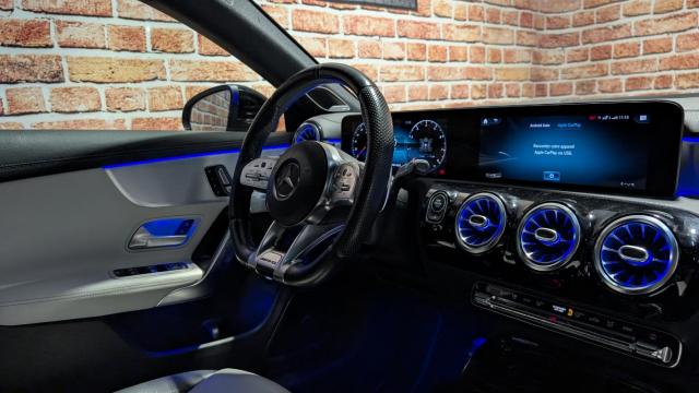 Mercedes Benz Cla image 6