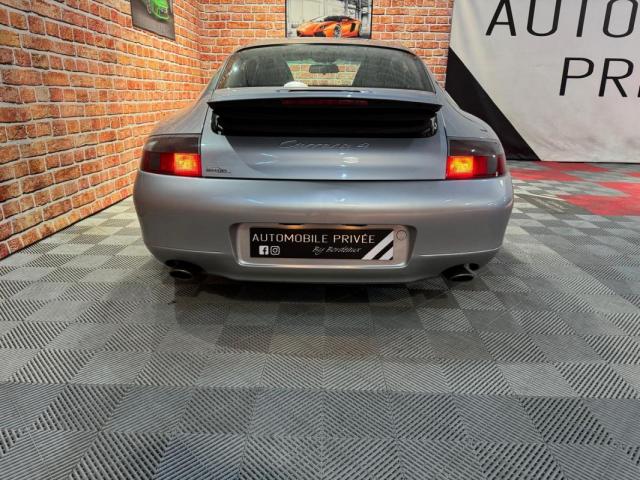 Porsche 911 image 8