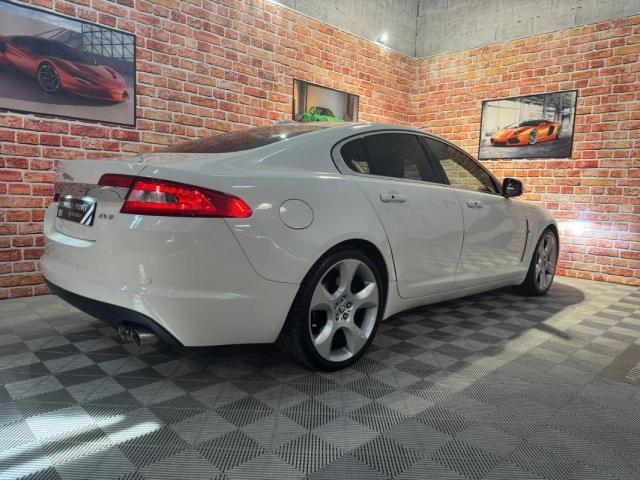 Jaguar Xf image 2