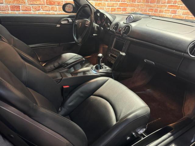 Porsche Cayman image 5