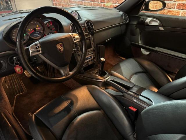 Porsche Cayman image 4