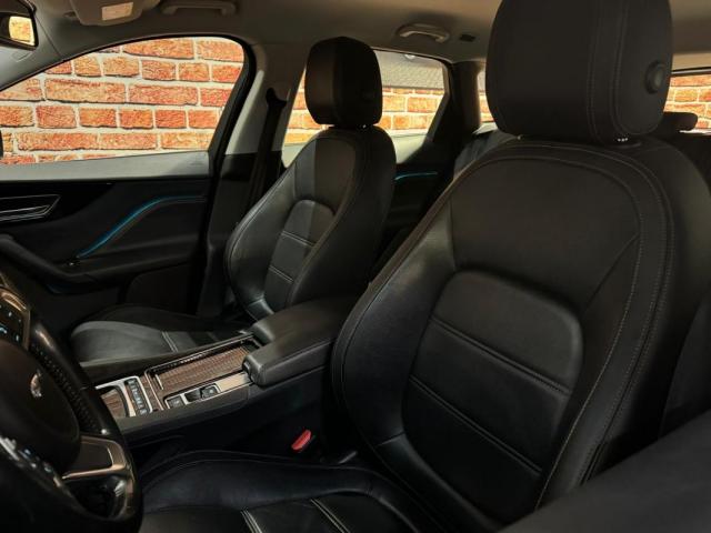 Jaguar F-Pace image 8