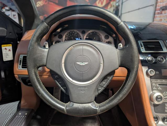 Aston Martin Db9 image 2