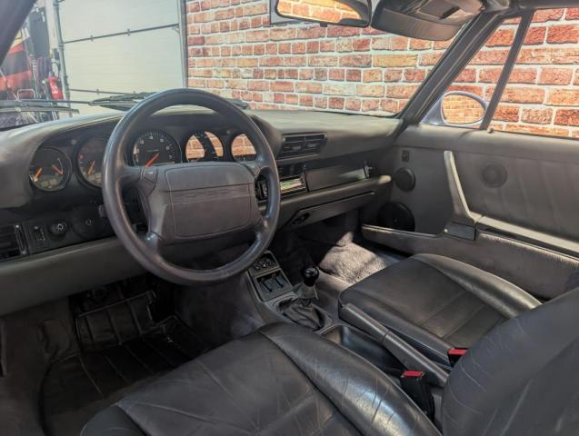 Porsche 964 image 3