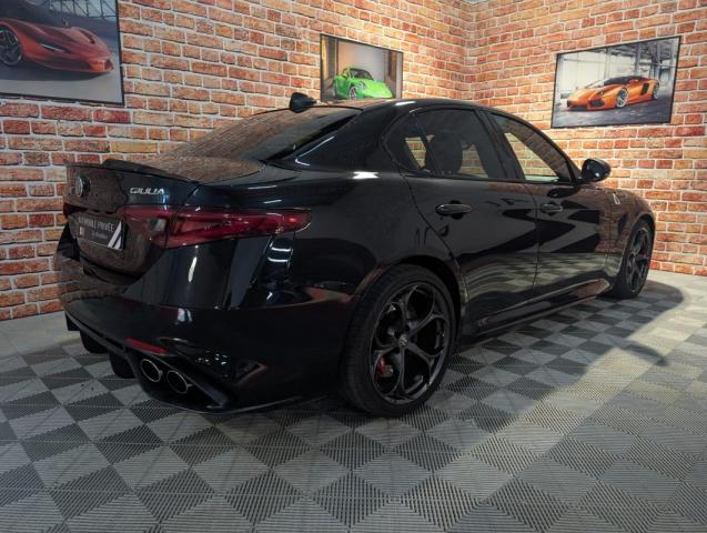 Alfa Romeo Giulia image 6
