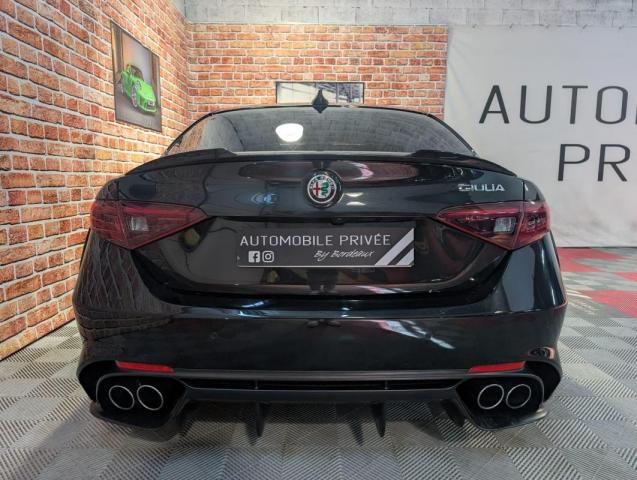 Alfa Romeo Giulia image 8