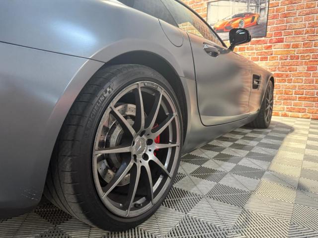 Mercedes Benz Amg Gt image 9