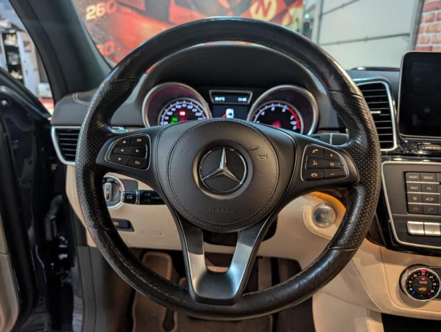 Mercedes Benz Gls image 1