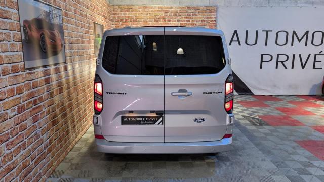 Ford Transit Custom image 1