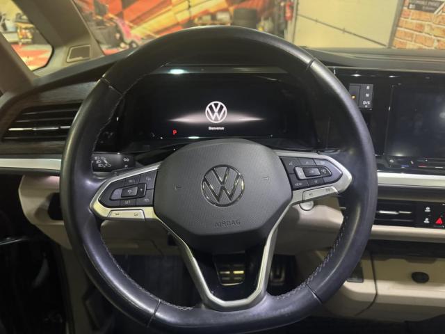 Volkswagen Multivan image 2