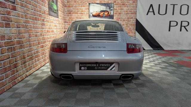 Porsche 911 image 9
