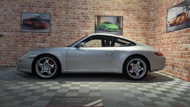 Porsche 911 image 1