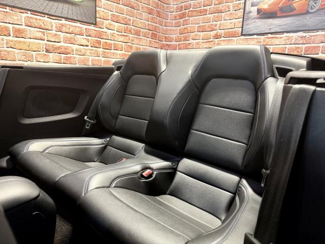Ford Mustang image 4