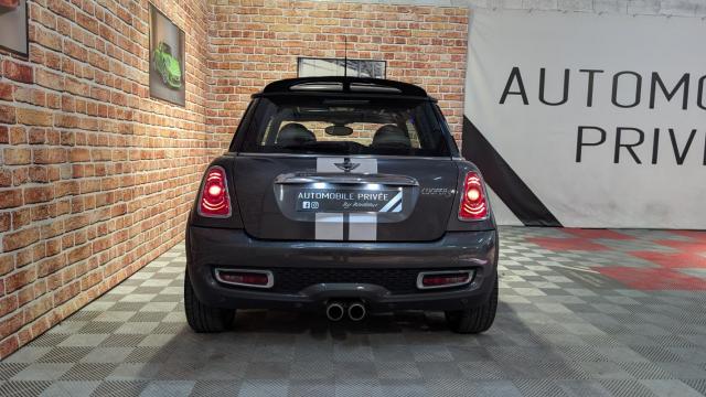 Mini Cooper S image 2
