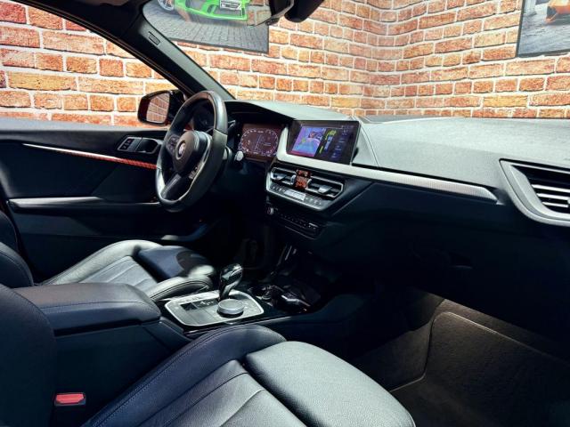 Bmw 135i image 6