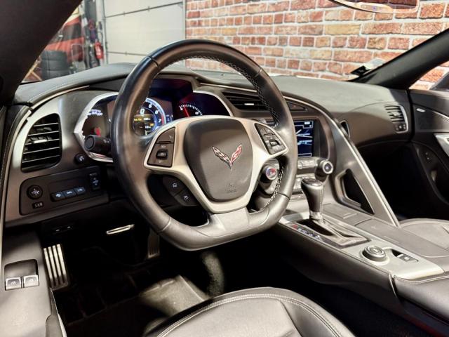Chevrolet Corvette image 1