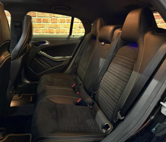 Mercedes Benz Cla image 3
