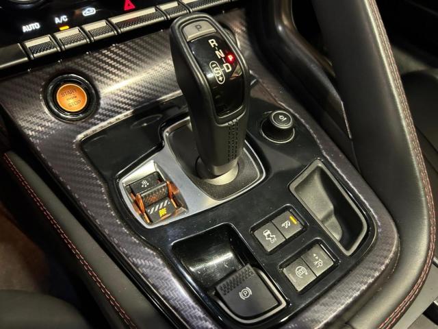 Jaguar F-Type image 2