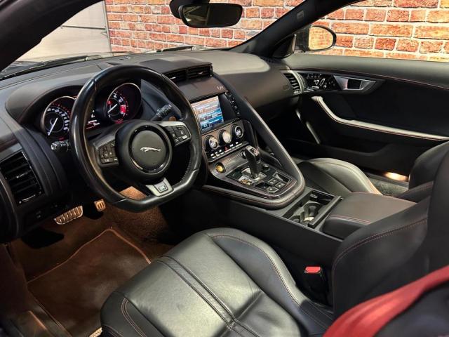 Jaguar F-Type image 1