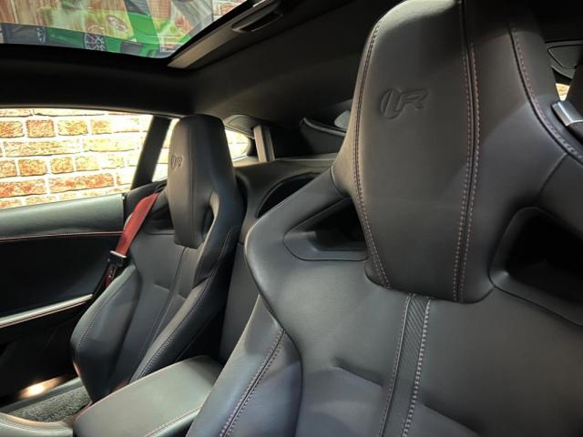 Jaguar F-Type image 8