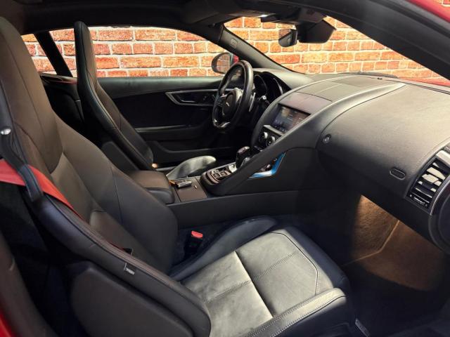 Jaguar F-Type image 4