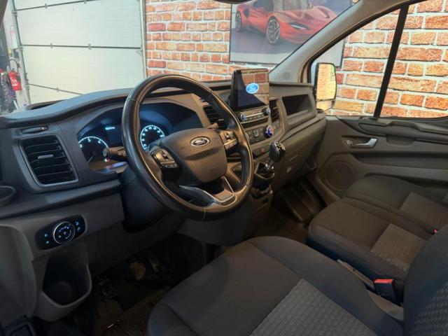 Ford Transit Custom image 5