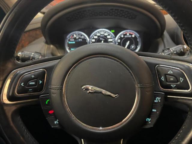 Jaguar Xj image 3