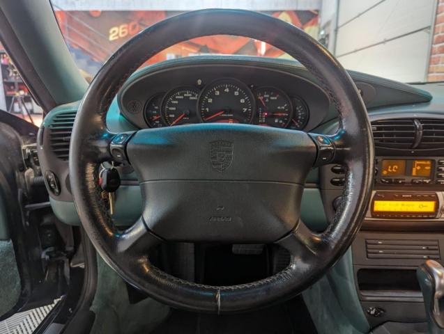 Porsche 996 image 6